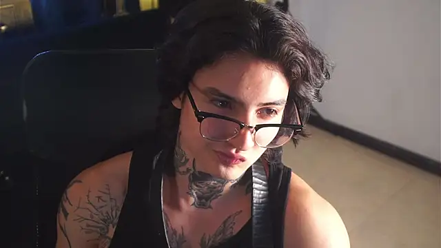 Snapshot of dantecoppolaa_ chatting on February 27, 2025, 7:15 pm dantecoppolaa online show from February 27, 2025, 7:15 pm