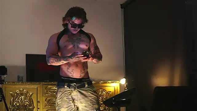 Snapshot of dantecoppolaa_ chatting on October 3, 2025, 12:47 am dantecoppolaa online show from October 3, 2025, 12:47 am