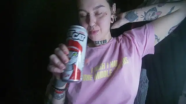 Snapshot of MoorderxDoll chatting on January 31, 2025, 7:29 pm MoorderxDoll online show from January 31, 2025, 7:29 pm