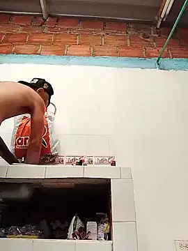 Snapshot of mailo_bronw chatting on April 14, 2026, 2:11 pm mailo bronw online show from April 14, 2026, 2:11 pm