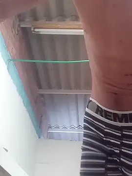 Snapshot of mailo_bronw chatting on April 6, 2026, 7:04 pm mailo bronw online show from April 6, 2026, 7:04 pm