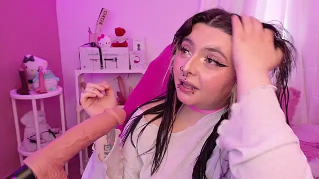 Sachi Meow online show from April 13, 2026, 7:07 pm