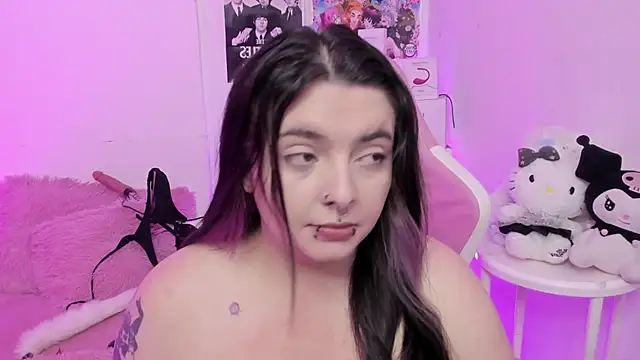 Snapshot of Sachi_Meow chatting on February 2, 2026, 5:01 pm Sachi Meow online show from February 2, 2026, 5:01 pm