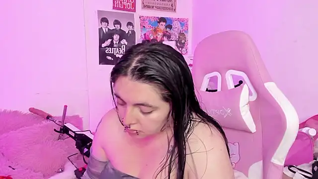 Snapshot of Sachi_Meow chatting on February 1, 2026, 5:44 pm Sachi Meow online show from February 1, 2026, 5:44 pm