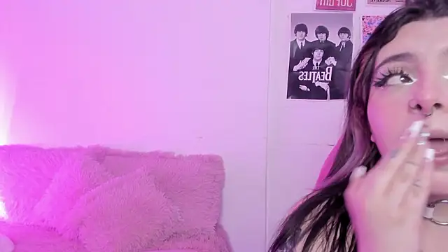 Snapshot of Sachi_Meow chatting on February 12, 2026, 7:13 pm Sachi Meow online show from February 12, 2026, 7:13 pm