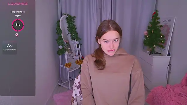 LovelyJessie online show from December 18, 2025, 1:59 pm