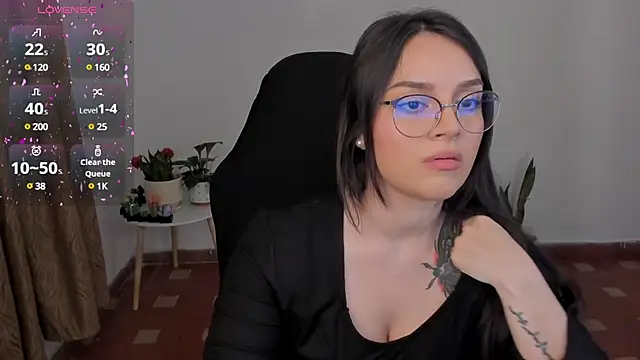 anaveleeez online show from December 24, 2024, 7:06 am