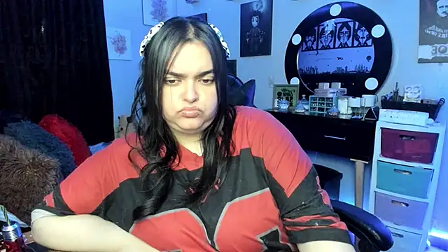 Snapshot of Luise_Meyrink chatting on October 30, 2025, 3:49 am Luise Meyrink online show from October 30, 2025, 3:49 am