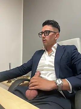 masterboss  online show from September 29, 2025, 11:38 am