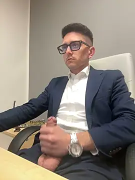 masterboss  online show from March 12, 2025, 7:58 pm