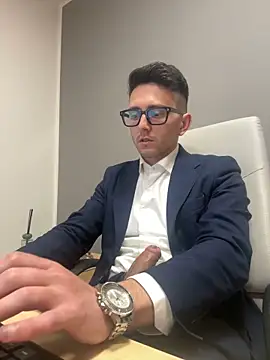 masterboss  online show from March 13, 2025, 12:56 pm