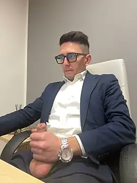 masterboss  online show from February 18, 2025, 1:00 pm