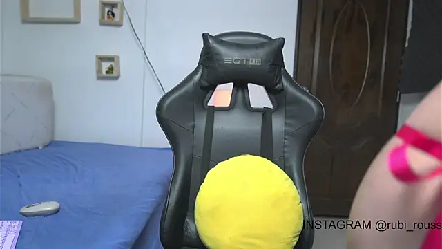 Snapshot of argiee_taylorxs2 chatting on October 20, 2025, 11:11 am argiee taylorxs2 online show from October 20, 2025, 11:11 am