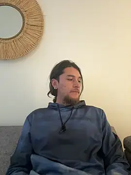 Snapshot of raymon616 chatting on February 21, 2026, 1:35 pm raymon616 online show from February 21, 2026, 1:35 pm