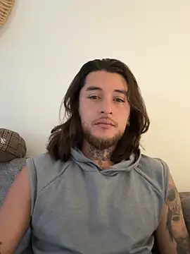 Snapshot of raymon616 chatting on February 10, 2026, 1:54 pm raymon616 online show from February 10, 2026, 1:54 pm