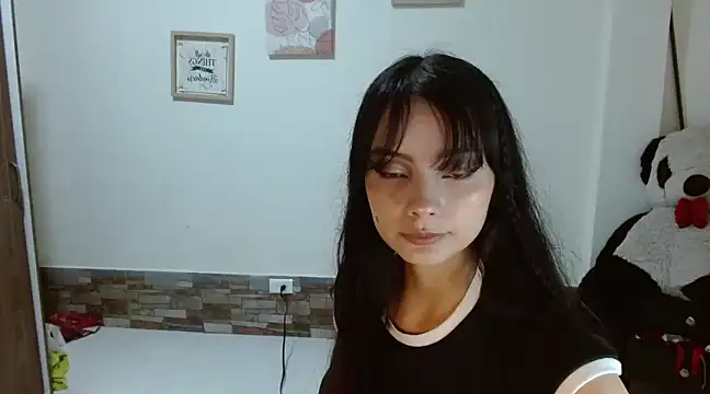 Snapshot of _annie_rosse chatting on January 14, 2025, 7:43 pm  annie rosse online show from January 14, 2025, 7:43 pm