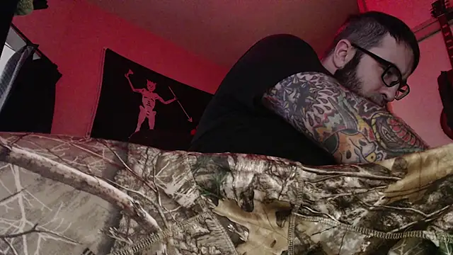 zedizded77 online show from December 19, 2025, 5:04 pm