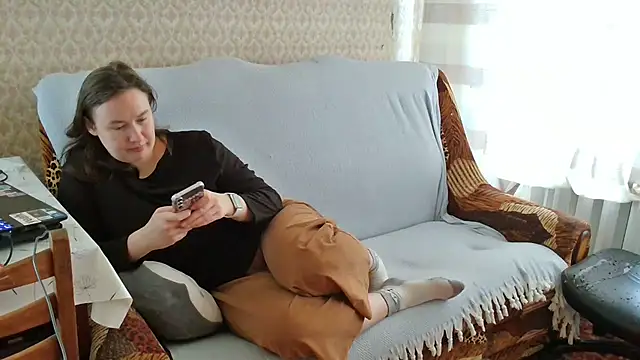 franceska blue online show from February 17, 2026, 10:23 am