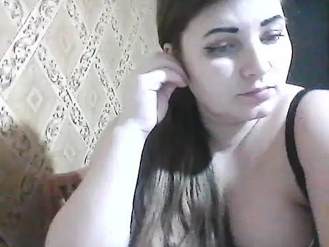 Elizabeth Meow online show from April 17, 2026, 5:27 pm