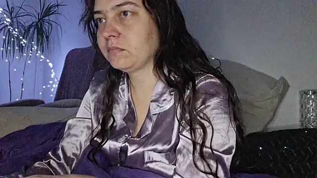 Snapshot of Cyndee_Winter chatting on October 31, 2025, 6:26 pm Cyndee Winter online show from October 31, 2025, 6:26 pm