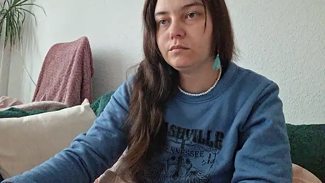 Snapshot of Cyndee_Winter chatting on November 25, 2025, 1:22 pm Cyndee Winter online show from November 25, 2025, 1:22 pm