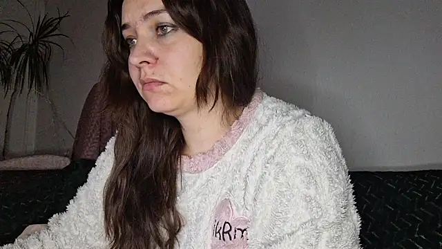 Snapshot of Cyndee_Winter chatting on November 20, 2025, 9:25 pm Cyndee Winter online show from November 20, 2025, 9:25 pm