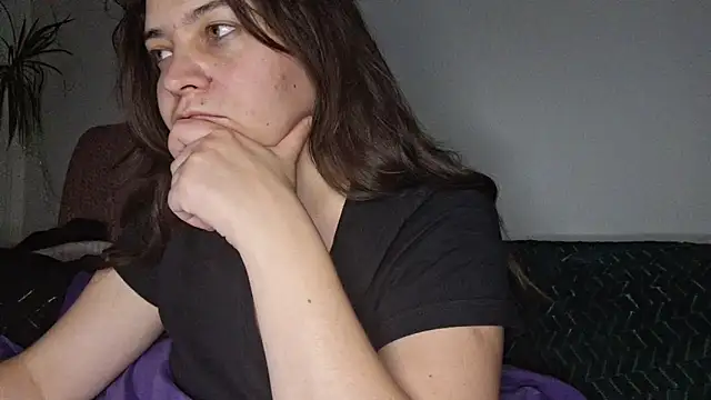 Snapshot of Cyndee_Winter chatting on November 12, 2025, 9:29 pm Cyndee Winter online show from November 12, 2025, 9:29 pm