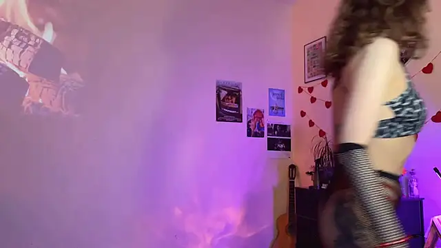 Just call me jess1 online show from April 14, 2026, 6:13 pm