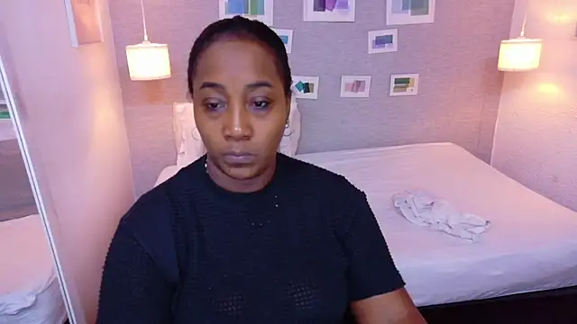 Snapshot of kiara_evanss chatting on May 1, 2026, 11:43 pm kiara evanss online show from May 1, 2026, 11:43 pm