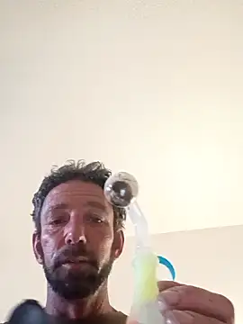 Snapshot of Treemandude chatting on November 2, 2025, 8:03 pm Treemandude online show from November 2, 2025, 8:03 pm