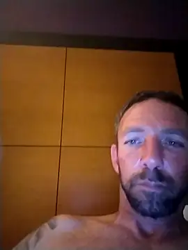 Snapshot of Treemandude chatting on November 25, 2025, 5:02 pm Treemandude online show from November 25, 2025, 5:02 pm