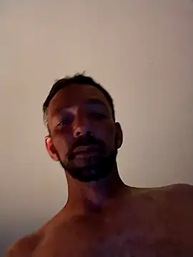 Snapshot of Treemandude chatting on November 27, 2025, 12:55 am Treemandude online show from November 27, 2025, 12:55 am