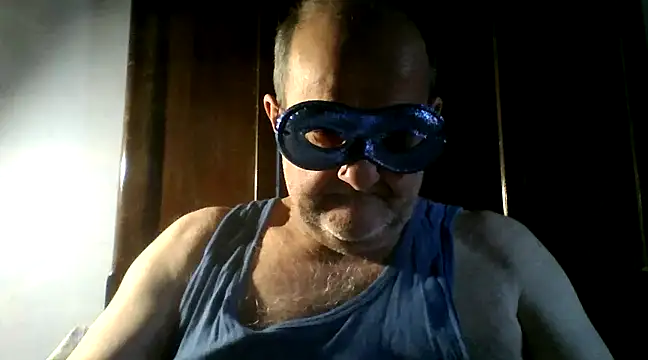 Snapshot of Geppo5911 chatting on December 20, 2024, 10:05 am Geppo5911 online show from December 20, 2024, 10:05 am