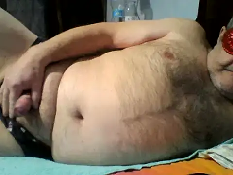 Snapshot of Geppo5911 chatting on February 4, 2025, 10:54 am Geppo5911 online show from February 4, 2025, 10:54 am