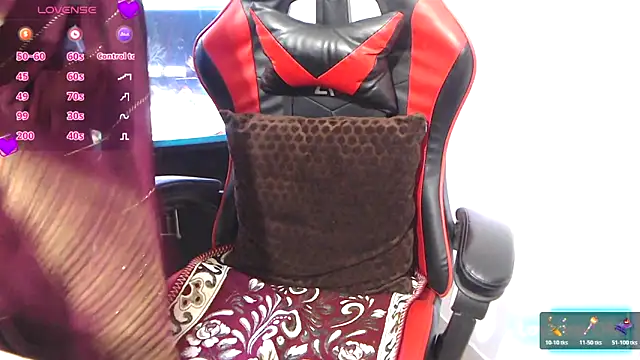 Snapshot of _Aahana_ chatting on November 25, 2025, 3:34 pm Aahana online show from November 25, 2025, 3:34 pm