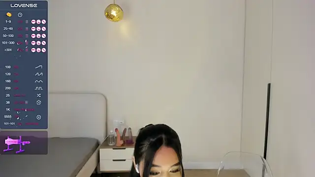 Lee yoo online show from April 4, 2026, 6:47 pm