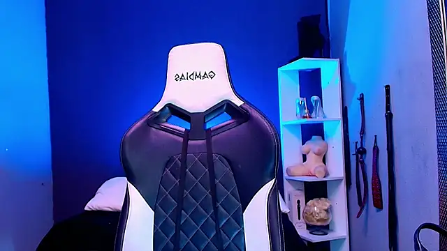 JadaRoberts online show from September 20, 2025, 12:43 pm