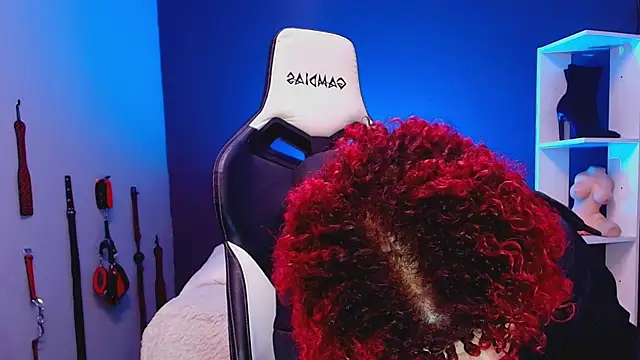 Snapshot of JadaRoberts chatting on December 16, 2025, 12:20 pm JadaRoberts online show from December 16, 2025, 12:20 pm