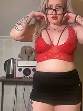 QueenOfFknBj online show from March 9, 2025, 11:25 pm