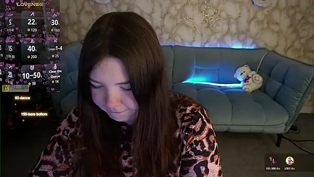 Snapshot of RosieMoons chatting on January 16, 2026, 8:13 pm RosieMoons online show from January 16, 2026, 8:13 pm