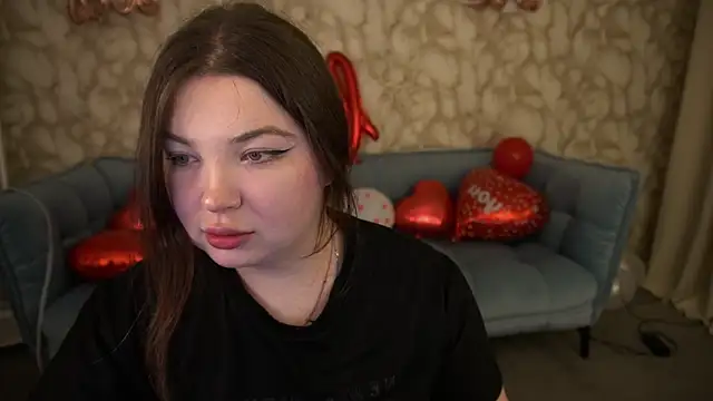 Snapshot of RosieMoons chatting on February 7, 2026, 8:17 pm RosieMoons online show from February 7, 2026, 8:17 pm