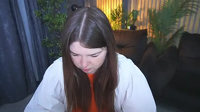 Snapshot of RosieMoons chatting on October 3, 2025, 7:26 pm RosieMoons online show from October 3, 2025, 7:26 pm