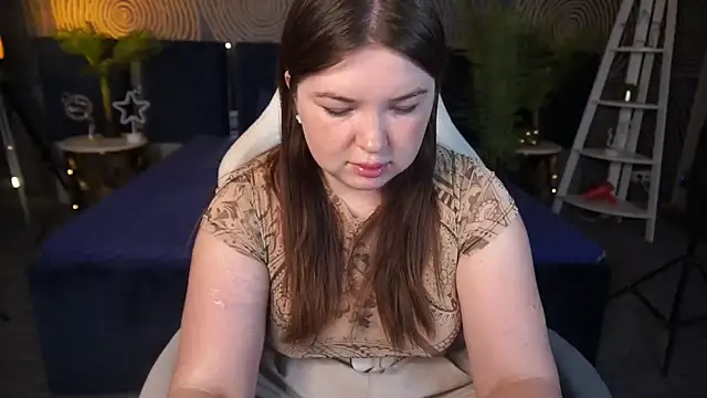 Snapshot of RosieMoons chatting on September 27, 2025, 7:20 pm RosieMoons online show from September 27, 2025, 7:20 pm