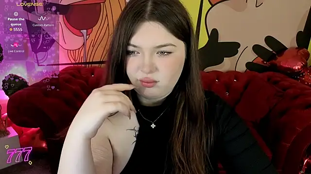 RosieMoons online show from March 30, 2026, 7:26 pm