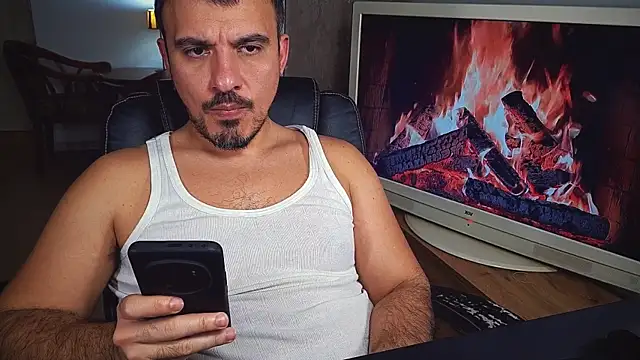 Snapshot of officeman7 chatting on January 31, 2025, 6:36 pm officeman7 online show from January 31, 2025, 6:36 pm