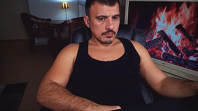 Snapshot of officeman7 chatting on January 23, 2025, 7:29 pm officeman7 online show from January 23, 2025, 7:29 pm