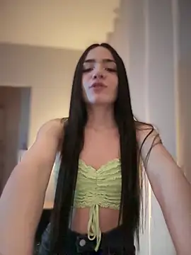 Snapshot of ShannonShanny chatting on March 17, 2025, 6:11 pm ShannonShanny online show from March 17, 2025, 6:11 pm