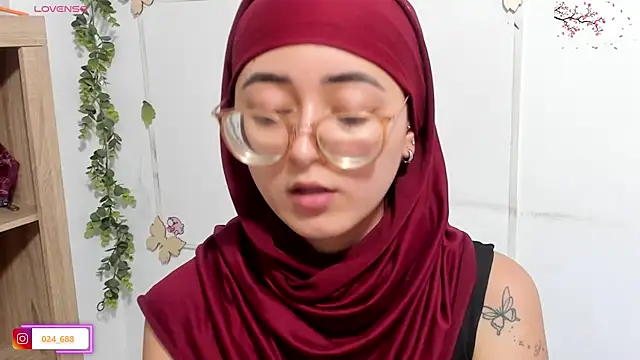 Snapshot of aysel_elid chatting on August 4, 2026, 7:07 pm aysel elid online show from August 4, 2026, 7:07 pm