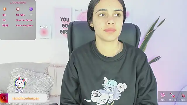Snapshot of ChloeHarper_ chatting on February 28, 2025, 12:42 pm ChloeHarper online show from February 28, 2025, 12:42 pm