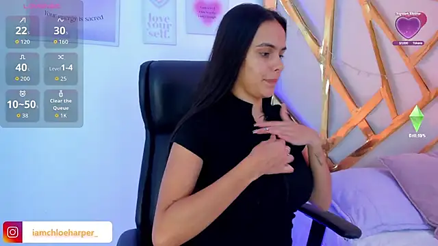 ChloeHarper  online show from October 30, 2025, 6:49 pm